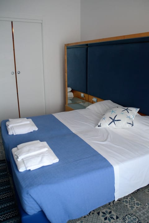 Zimmer Hotel La Favorita