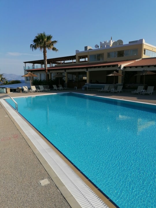 Pool Hotel Kouros Palace
