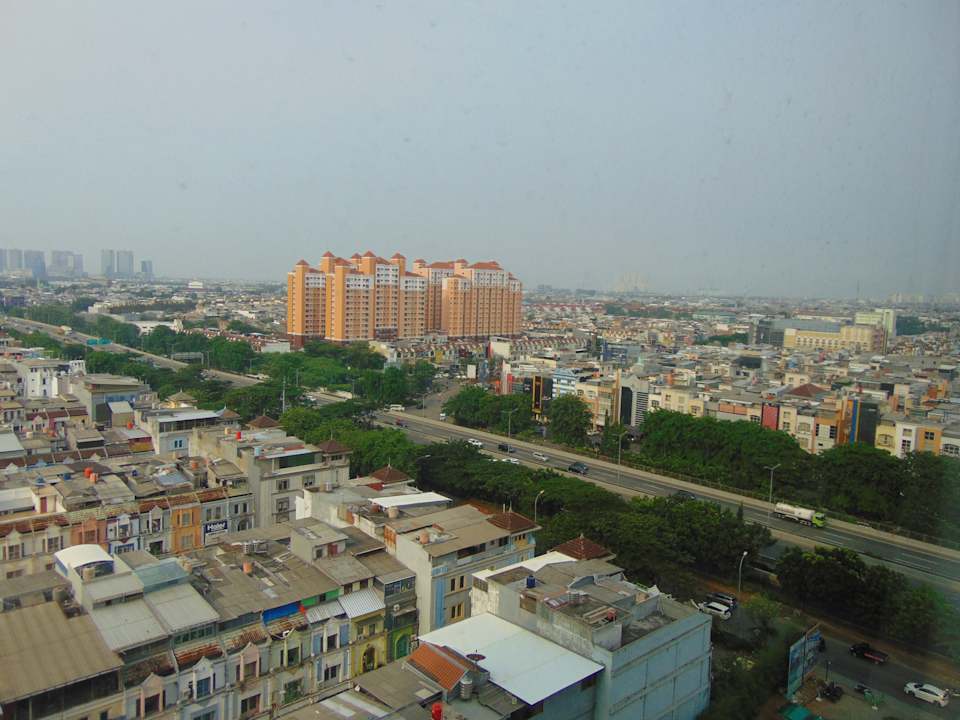 Ausblick Hilton Garden Inn Jakarta Taman Palem