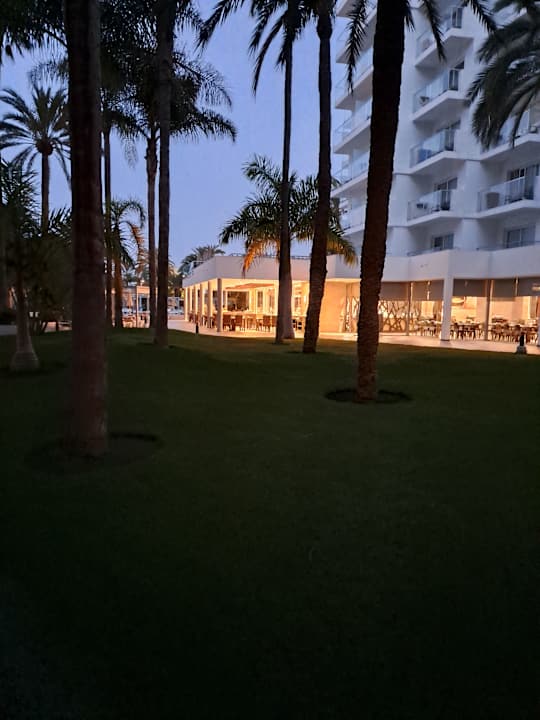 Außenansicht Hotel Riu Papayas