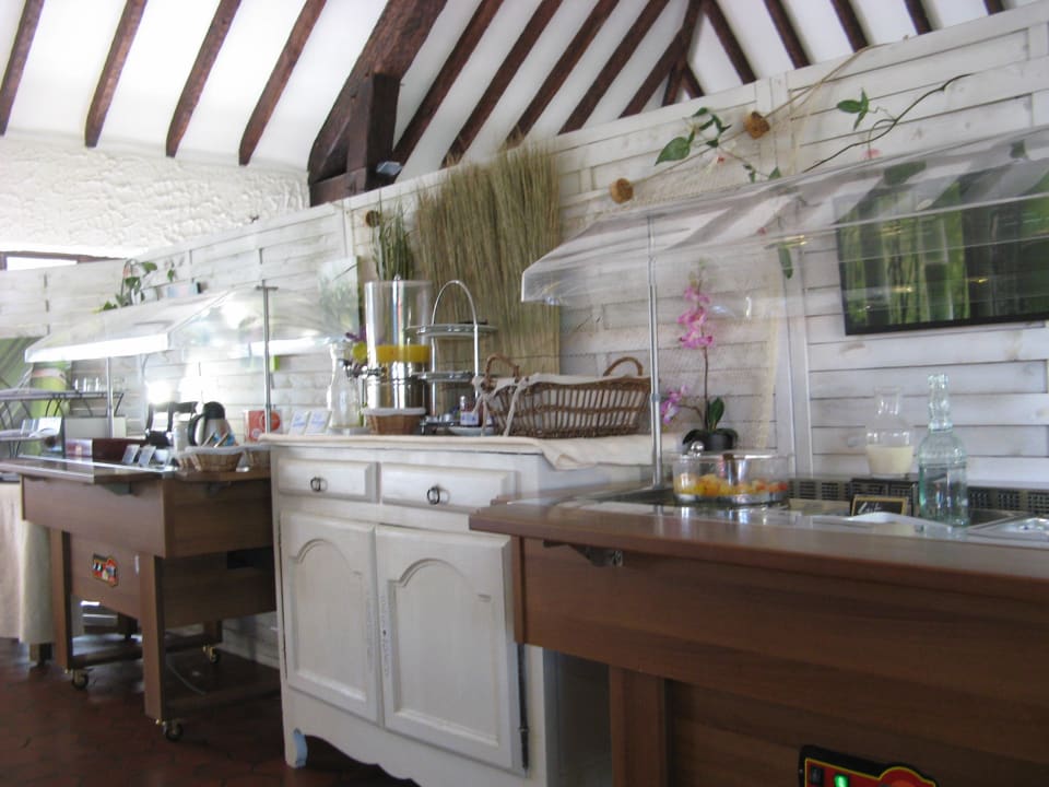 Frühstücksbuffet Hotel Auberge Du Sous-Bois