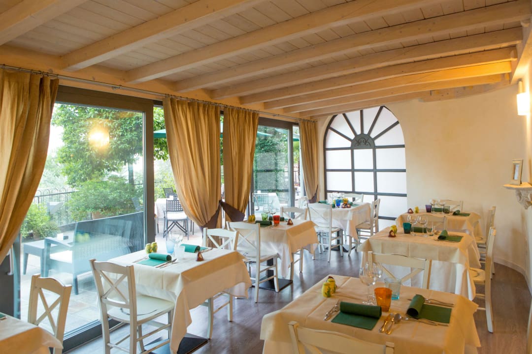 Sala Da Pranzo Relax Hotel Villa La Gardenia & Oleandra