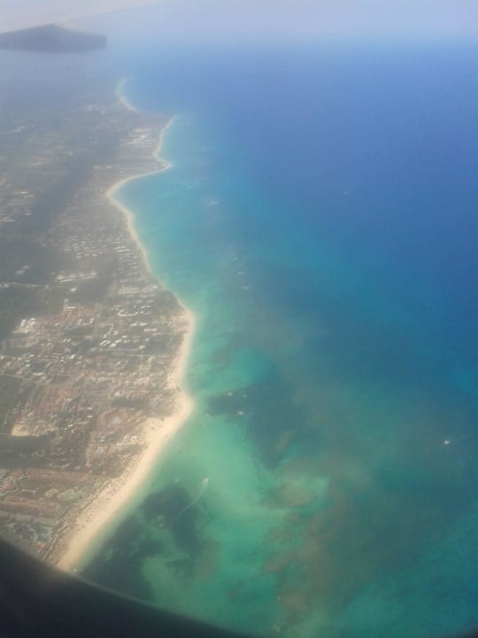 Pohled z letadla BelleVue Dominican Bay