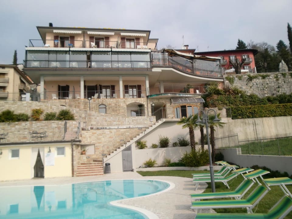 Hotel La Fenice Sicht vom Garten  Hotel Sole & La Fenice