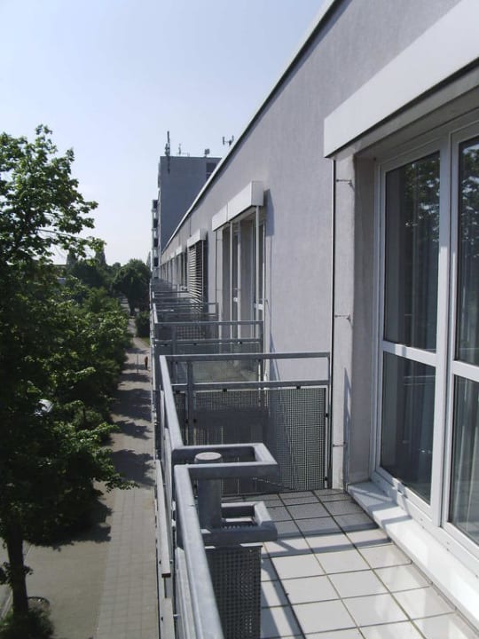 Blick über die anderen Zimmer acora Leipzig Living the City