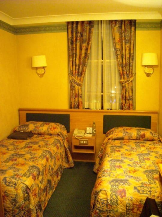 Zimmer Hotel Berjaya Eden Park