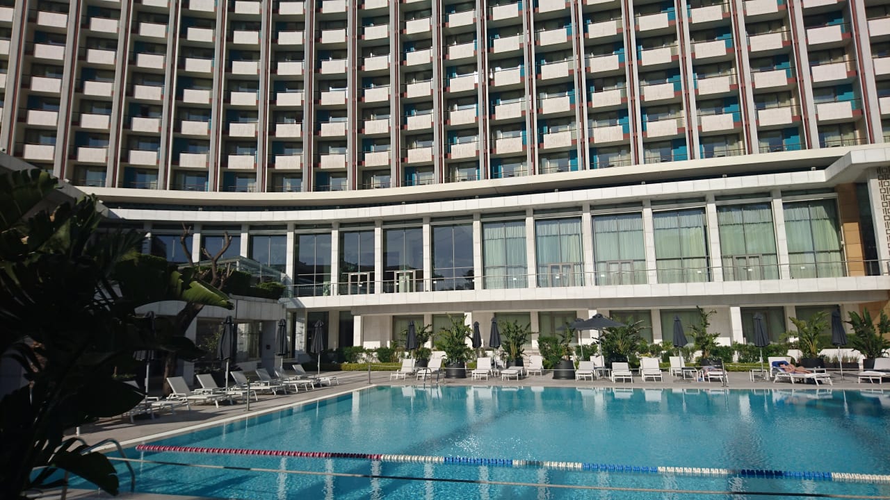 Pool Hilton Athens