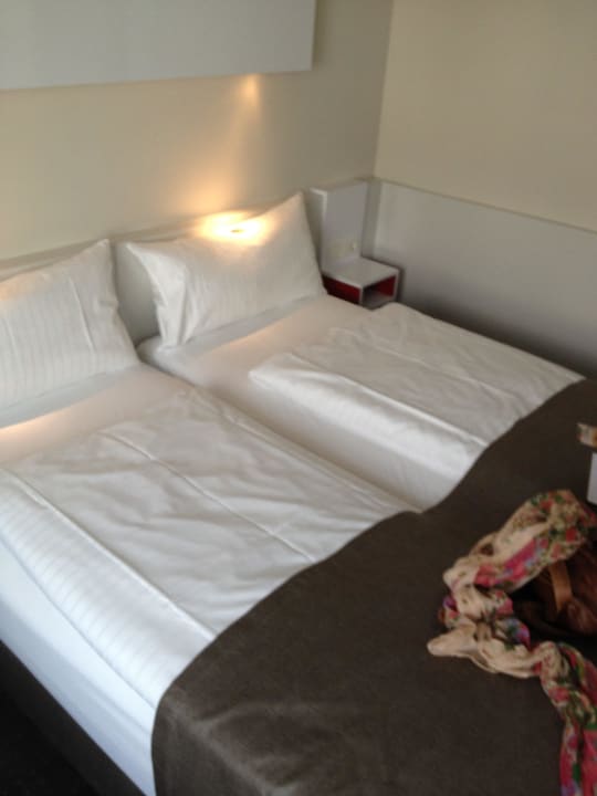 Zimmer - Standard DORMERO Hotel Hannover