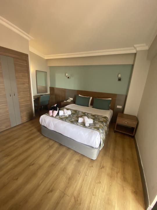 Zimmer Side Village Hotel