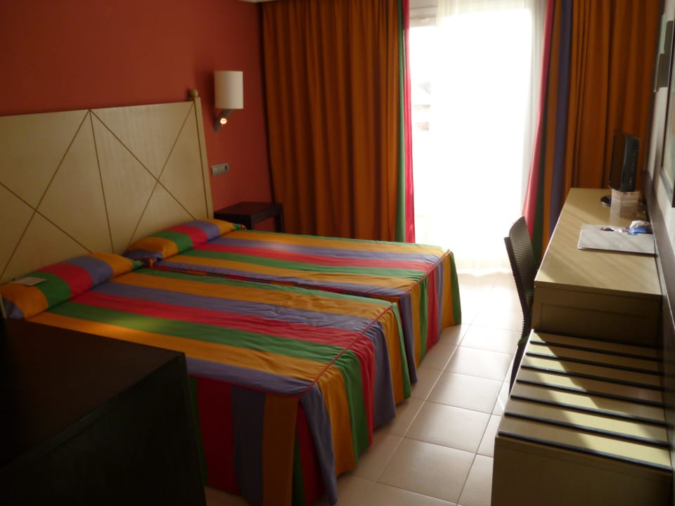 Bett und ZV blau punta reina