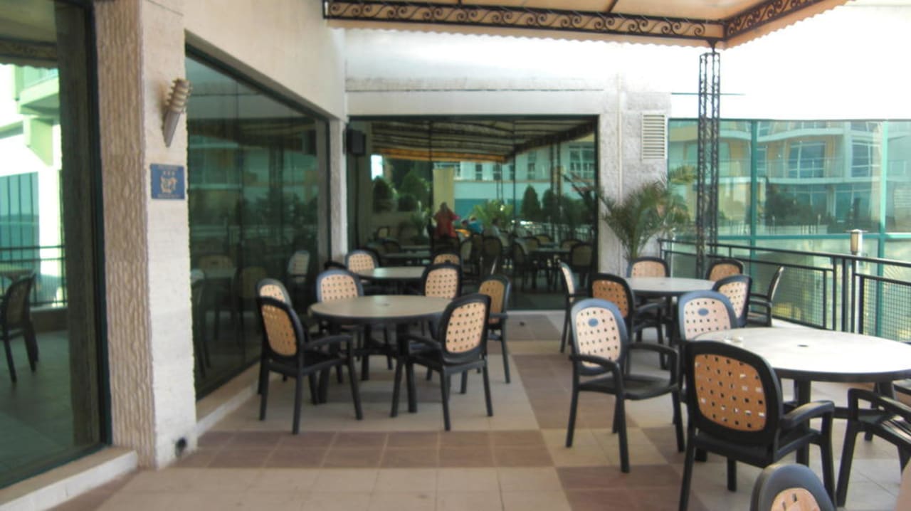 Außenbereich Hotel Bilyana Beach