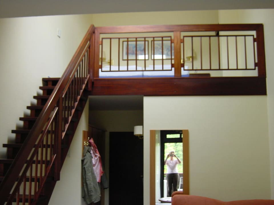 Treppe zur Empore Göbel's Seehotel Diemelsee