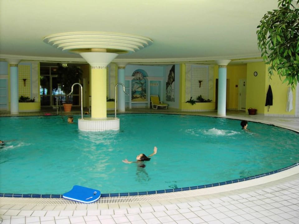 Indoorpool Hotel The Monarch