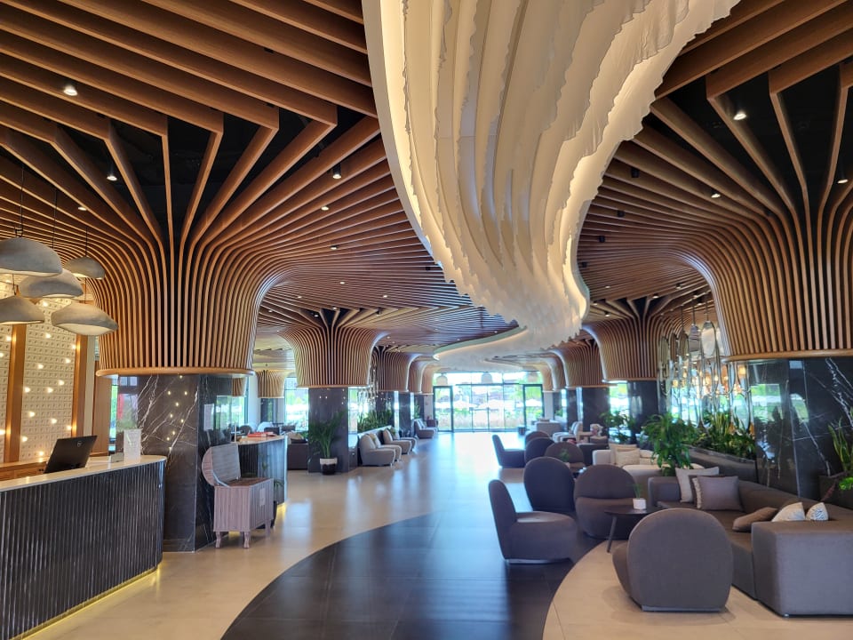 Lobby Jacaranda Luxury Resort