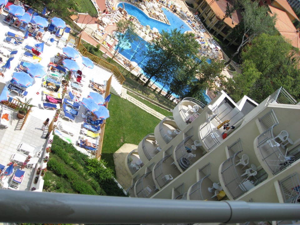 Widok z tarasu Park Hotel Golden Beach