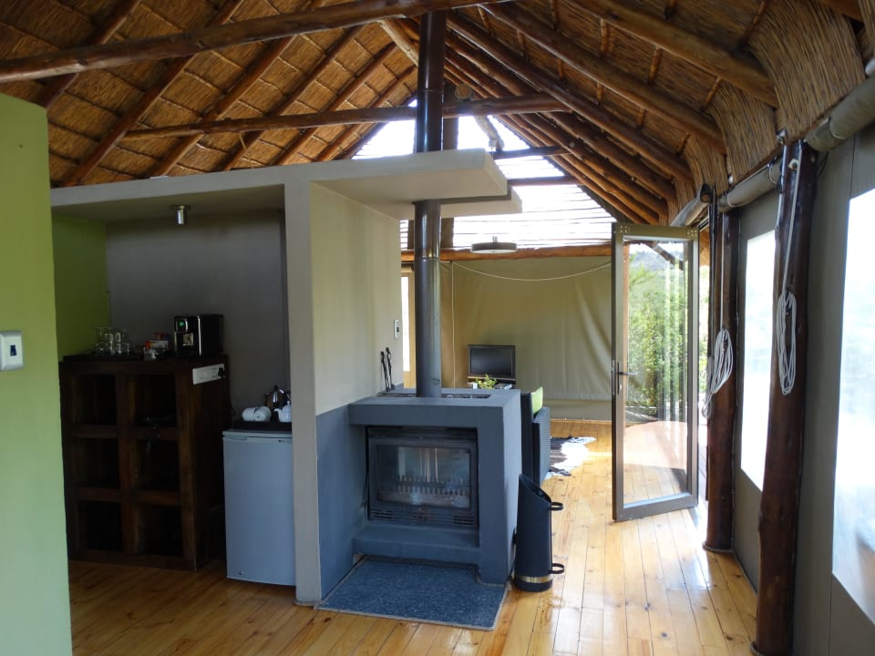 Mit Kamin Shamwari Bayethe