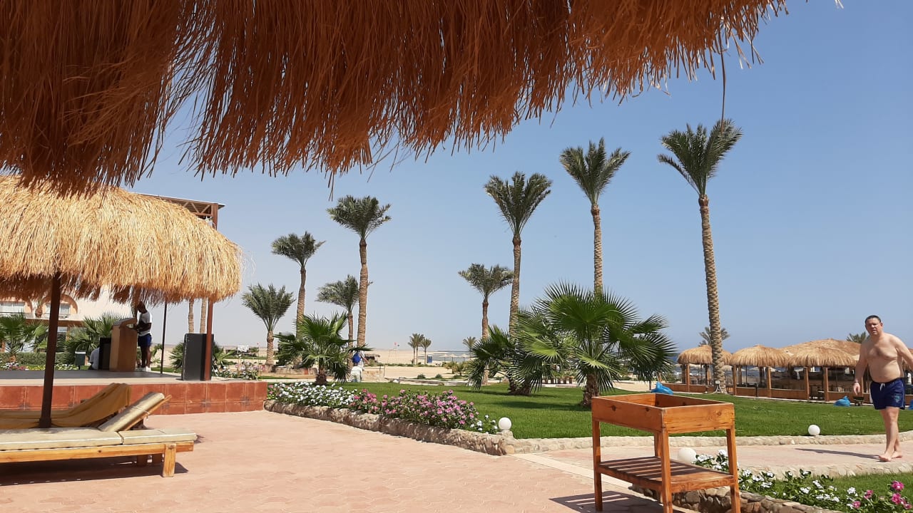 Gartenanlage Three Corners Sea Beach Resort