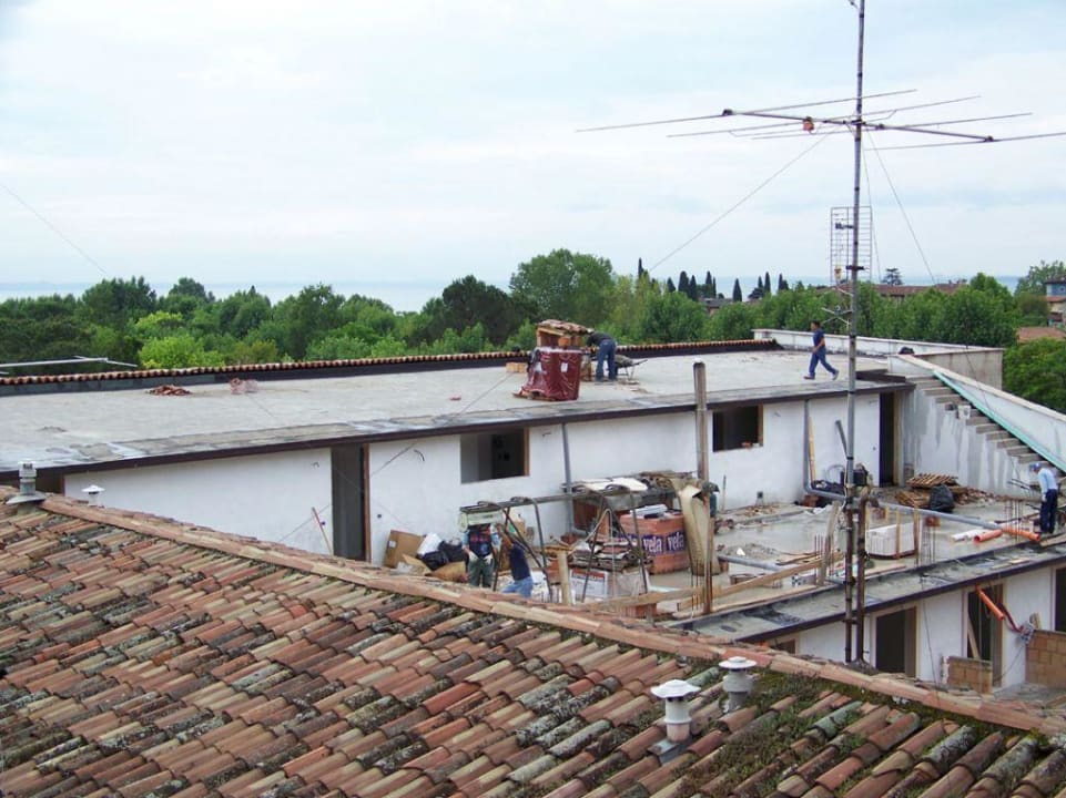 Zimmer mit Baustellenausblick Hotel Antico Monastero