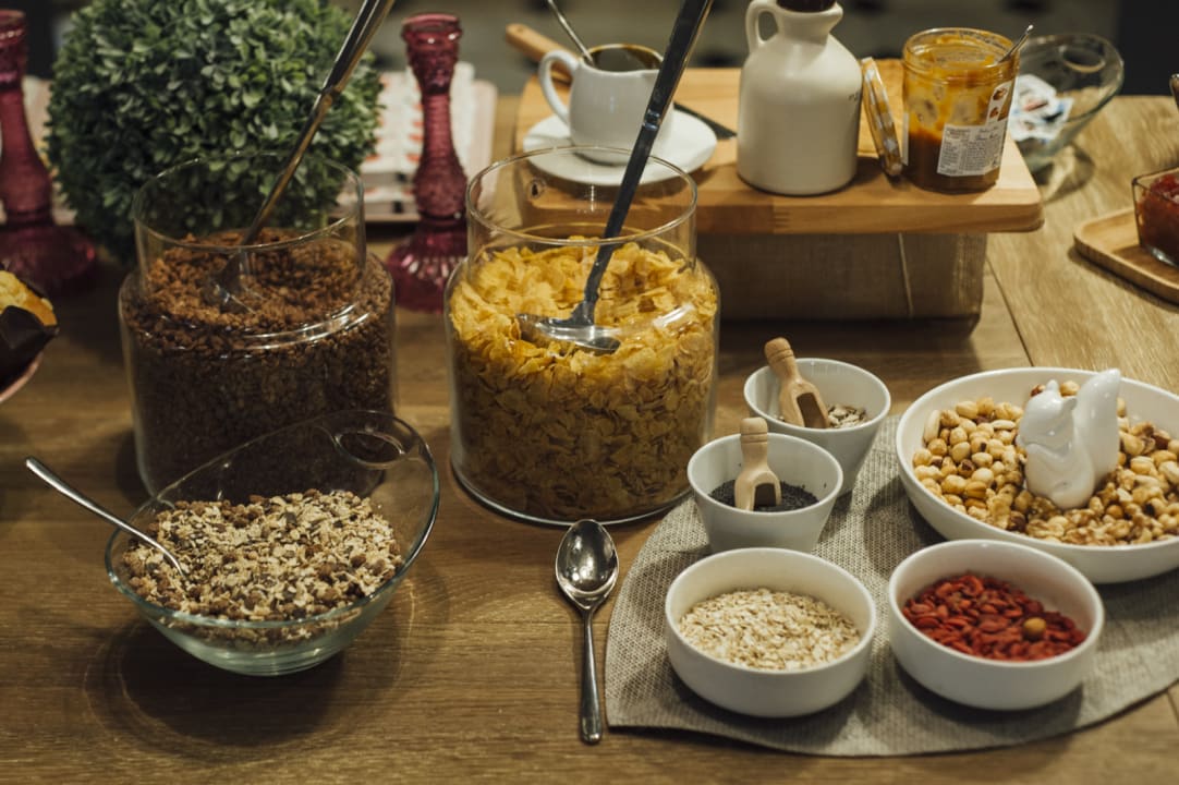 Restaurant One Shot Palacio Reina Victoria 04