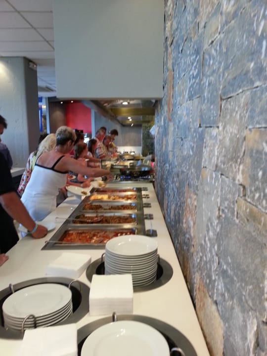 Warmes Buffet hier manchmal etwas anstehen Calimera Sirens Beach