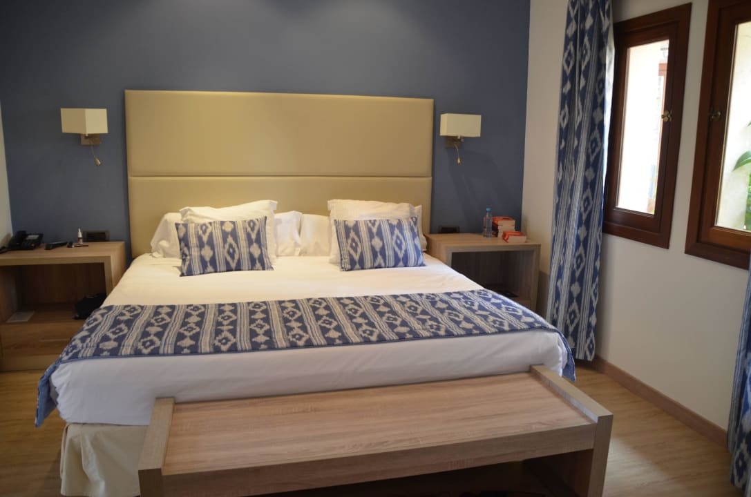 Schlafbereich Hotel Menorca Binibeca (Adults Only) by Pierre & Vacances Premium