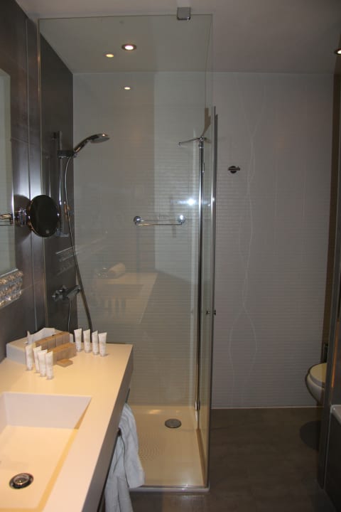 Zimmer Van Der Valk Sélys Liège
