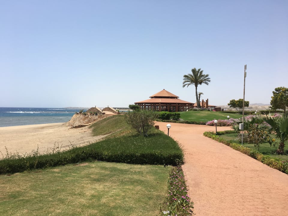 Gartenanlage Three Corners Equinox Beach Resort