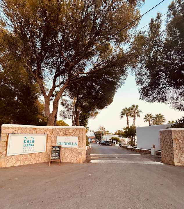 Außenansicht Cala Llenya Resort Ibiza