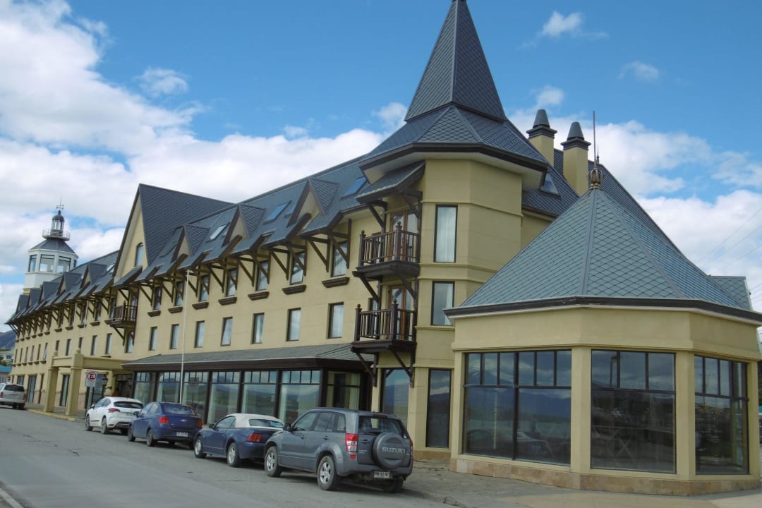 Straßenfront des Hotels Hotel CostAustralis