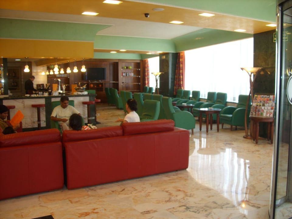 Lobby Sallés Hotel Pere IV