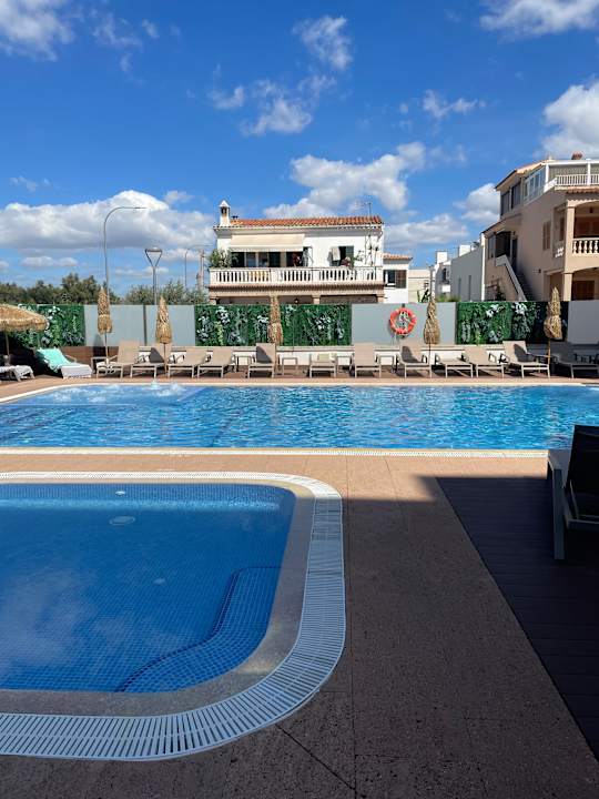 Pool Hotel Sant Jordi