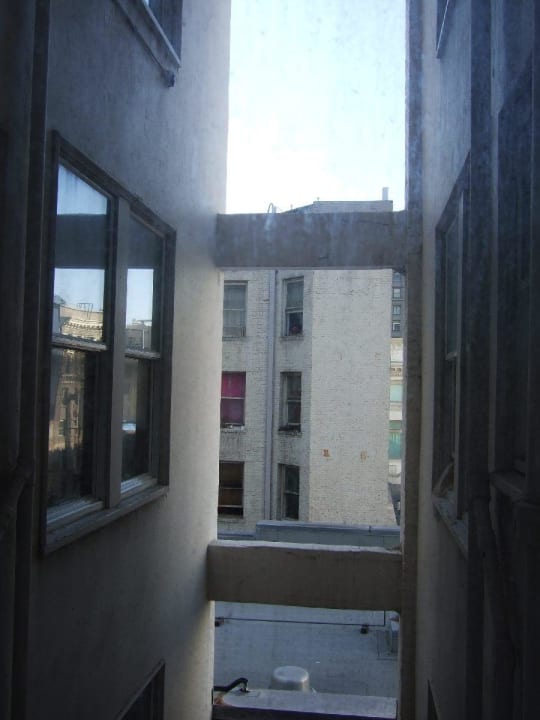 Blick aus dem Zimmer Hotel The Stratford