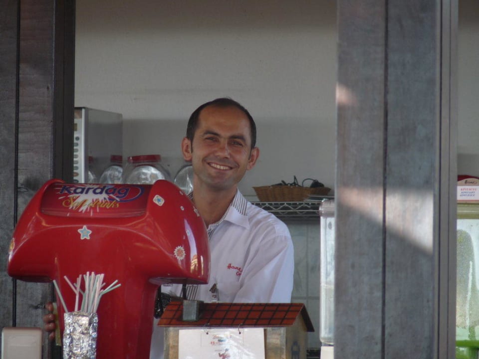 Ali, der Superkellner Hane Family Resort