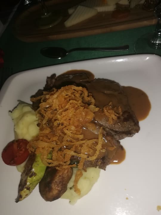 Gastro Well Palace Side