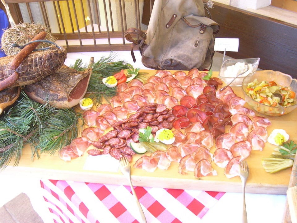 Tiroler Bauernbüffet Panoramahotel Wildschütz