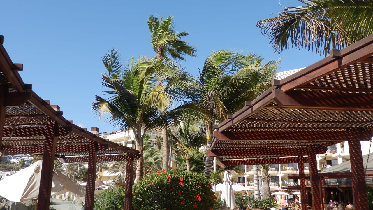 Sonnenschutz Poolanlage Bull Dorado Beach & Spa