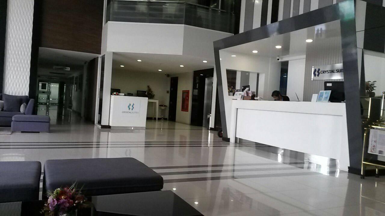 Rezeption Hotel Crystal Suite