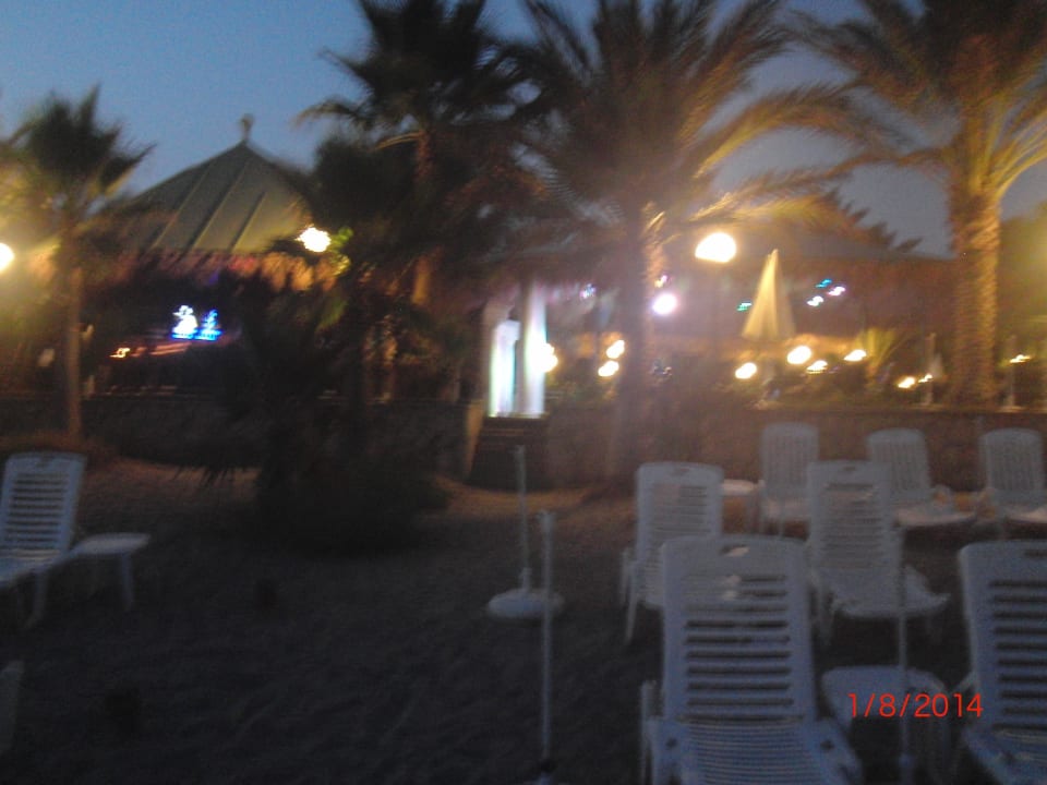 Strand abends Hotel Yetkin