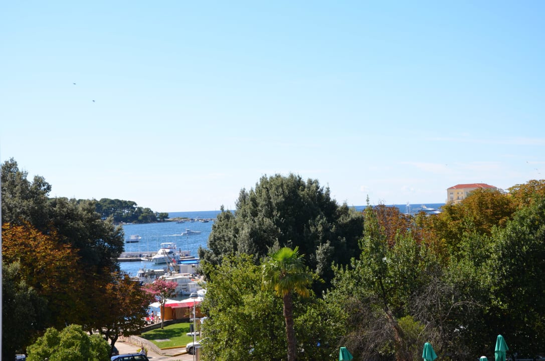 Ausblick vom Balkon Zimmer 215 Hotel Porec