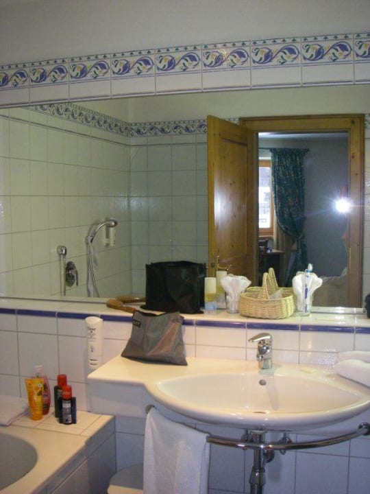 Badezimmer Zimmer Tirol (Nr. 604) Verwöhnhotel Wildspitze