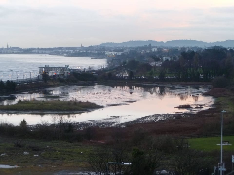 Blick von unserem Zimmer auf die Ostküste Hotel Tara Towers