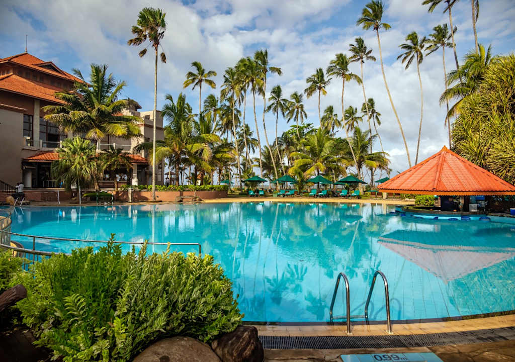 Pool Royal Palms Beach Hotel