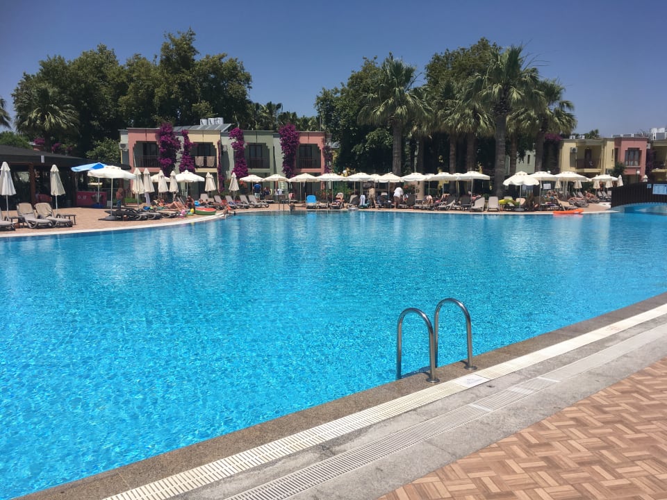 Pool VONRESORT Golden Beach