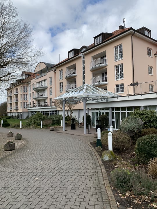 Außenansicht Golf & Sporthotel Wiesensee