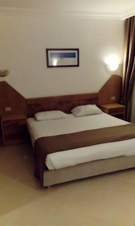 Doppelbett Beach Albatros Resort