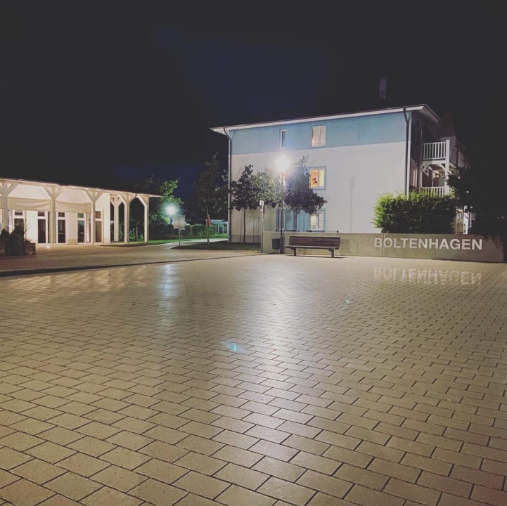 Außenansicht BEECH Resort Boltenhagen