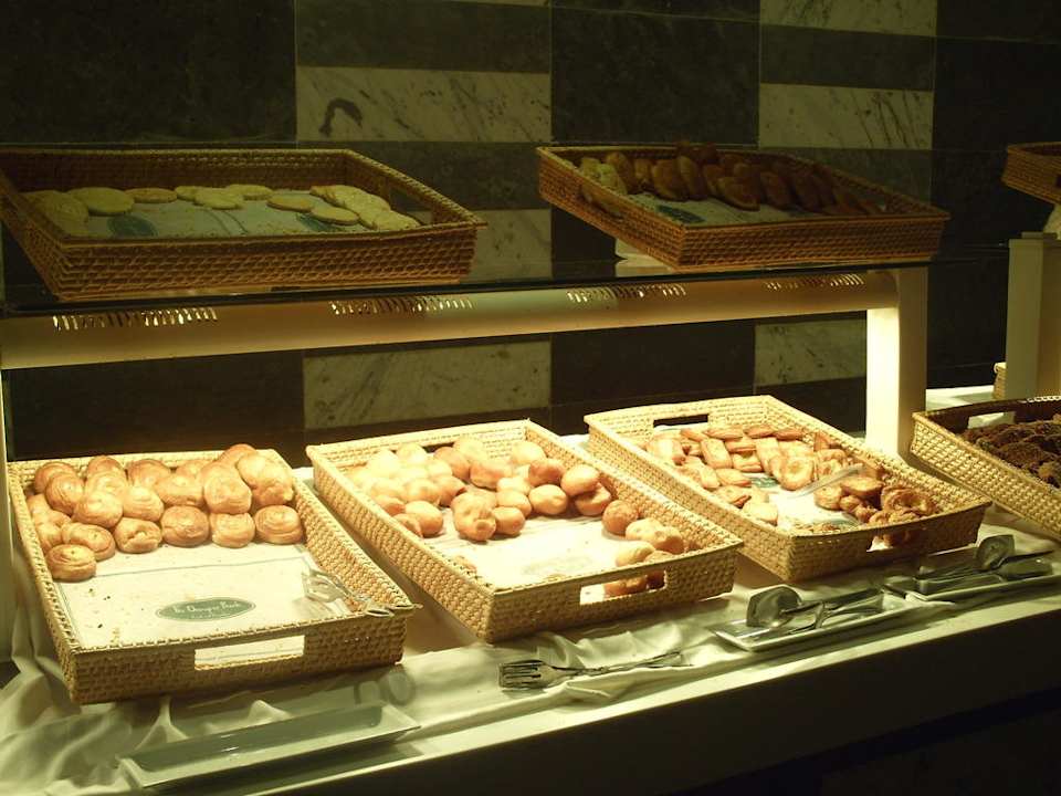 Frühstück The Orangers Beach Resort and Bungalows