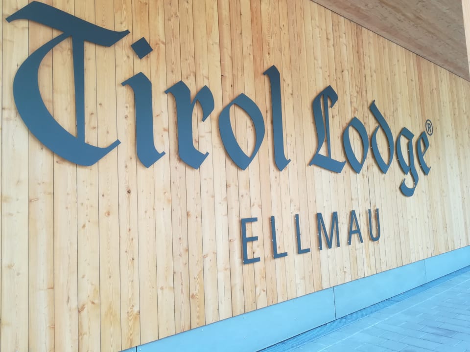 Außenansicht Tirol Lodge
