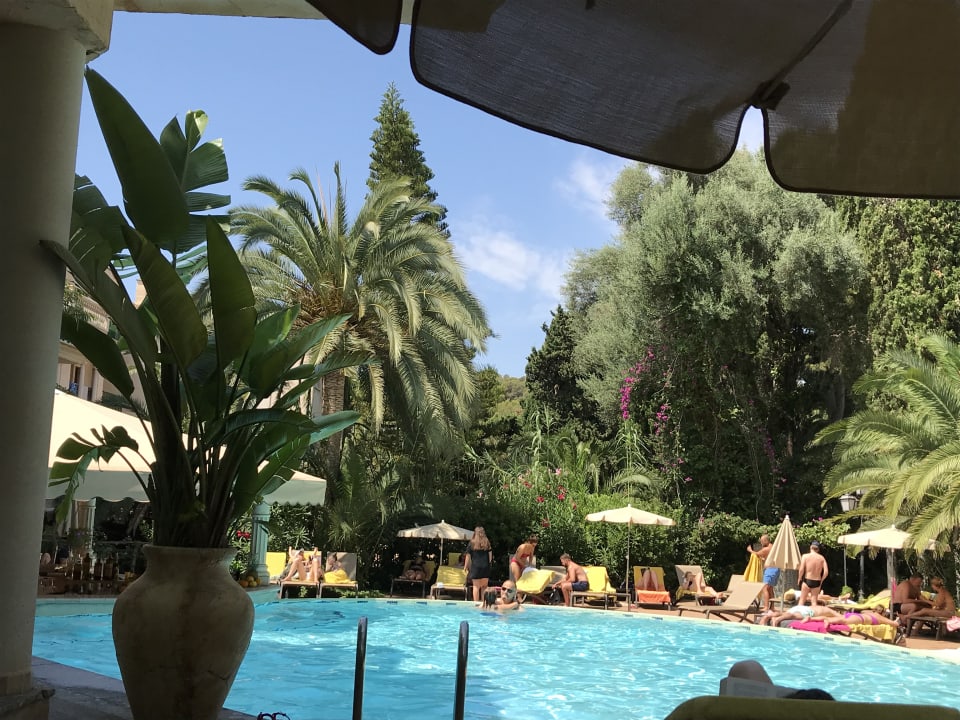 Pool Lago Garden