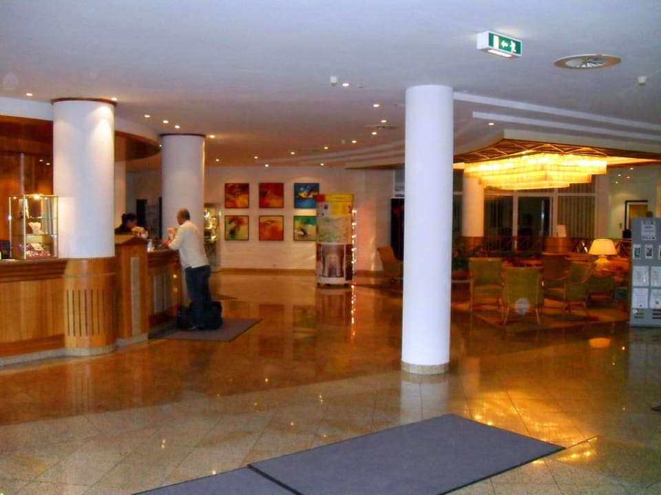 Rezeption Congress Hotel Weimar by Mercure